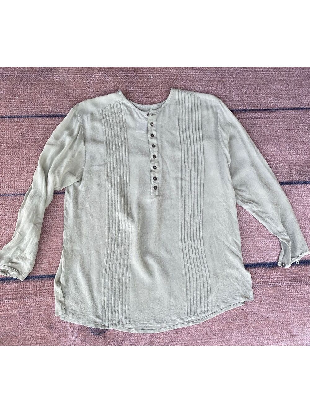 Sheer lagenlook 100% silk pintuck tunic sage green M luxury basic layering piece